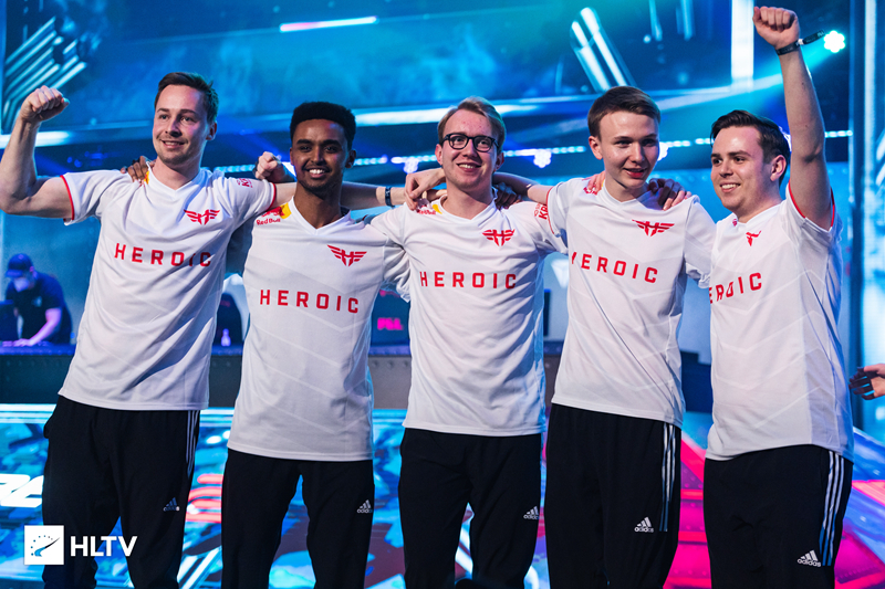 几位前辈在 几位前辈在