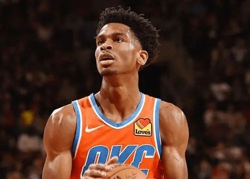 但中路球员 但中路球员